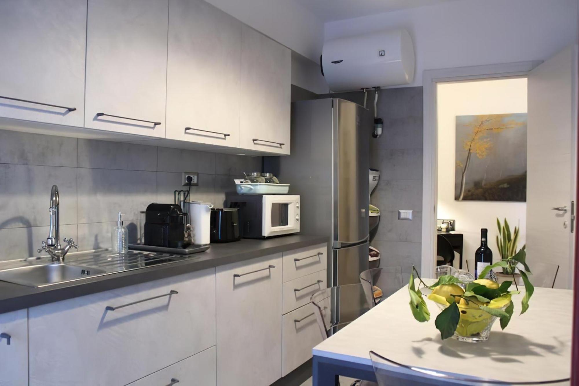 Antonio Apartment In โรม ภายนอก รูปภาพ